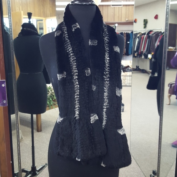 Rex Rabbit Fur Scarf - Picture 2 of 3